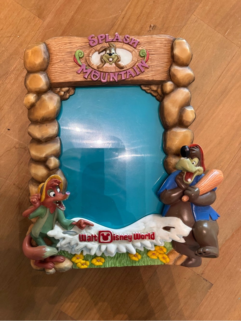 Rare Walt Disney World Splash Mountain Tan Rock Resin Frame. Original